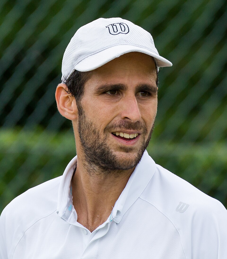 Adrián Checa