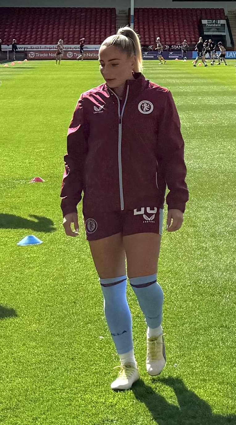 Adriána de León
