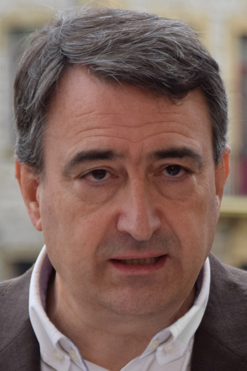 Aitor Esteban