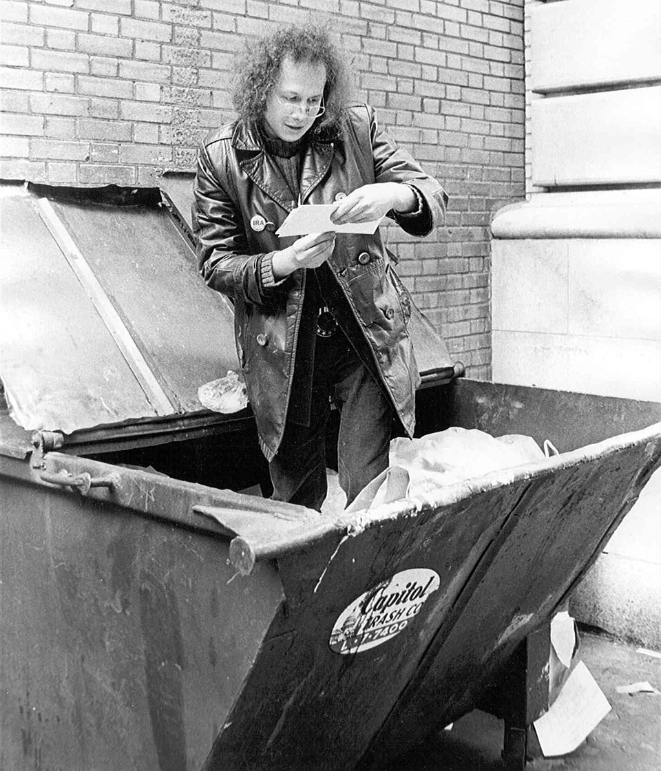 Alan Weberman