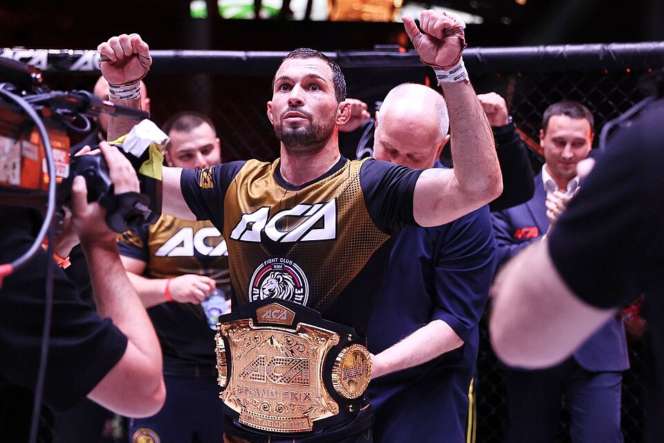 Aleksandr Khandozhko