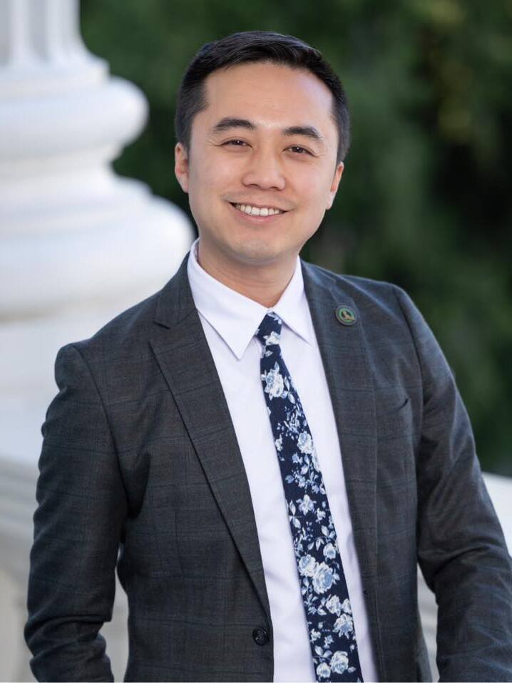 Alex Lee