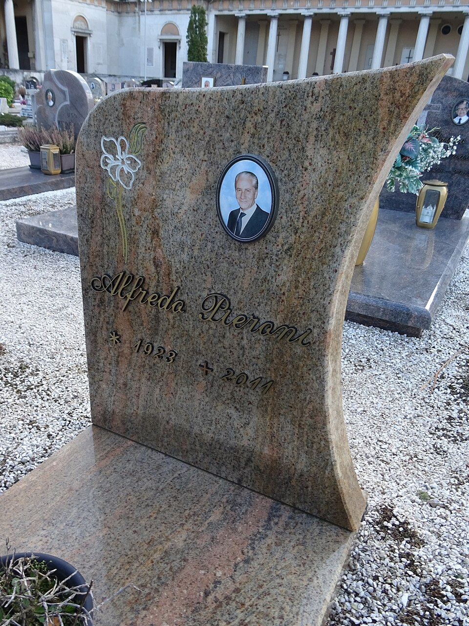 Alfredo Carlino