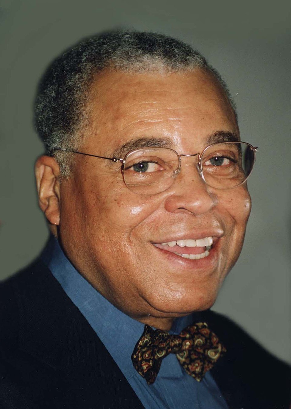Allan Jones Román