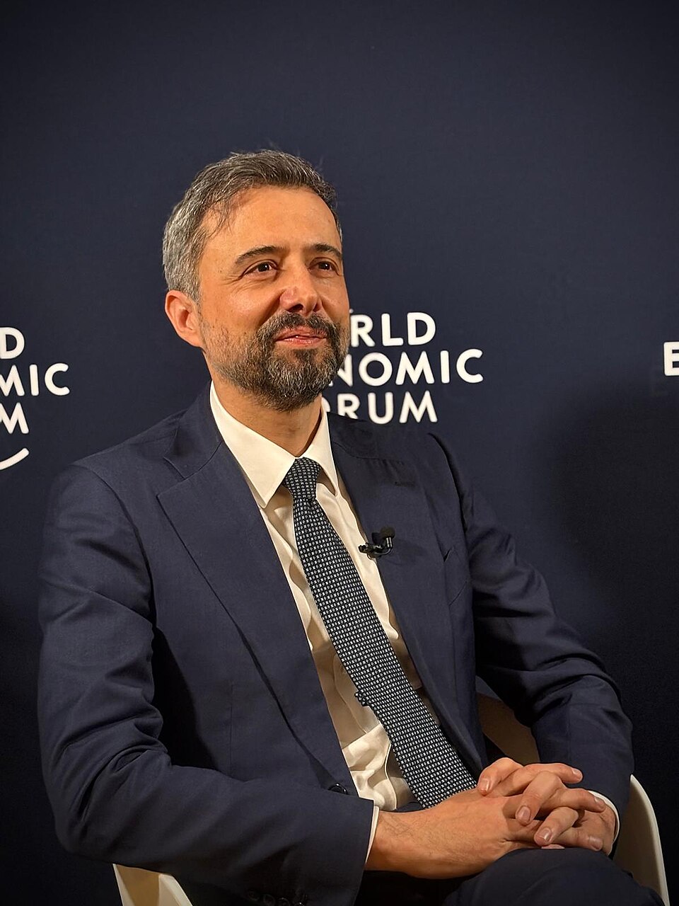 Alvaro Lario