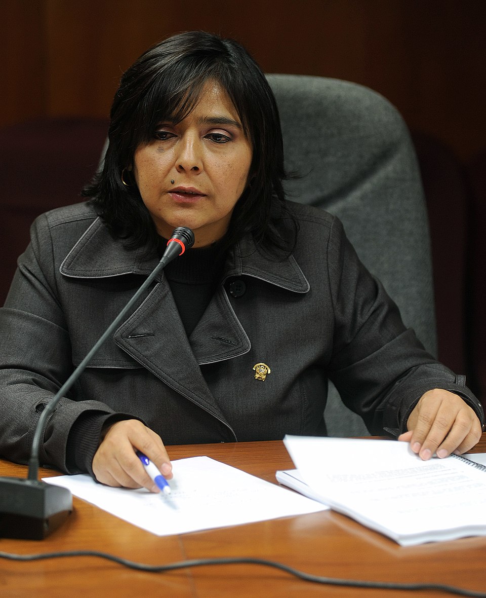 Ana Velásquez