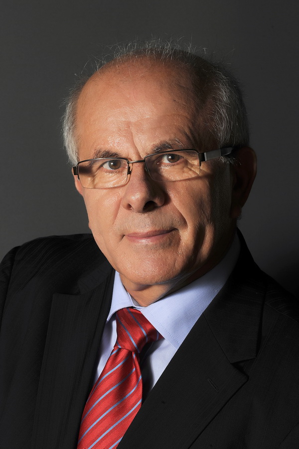 András Szim