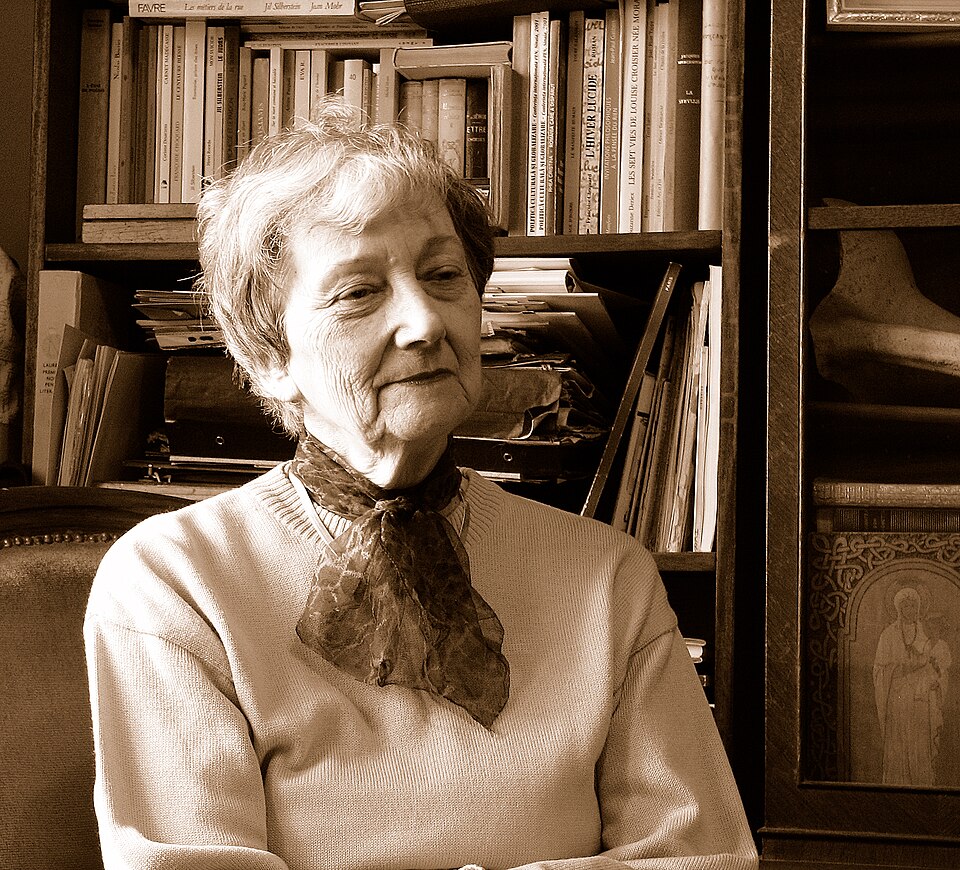 Annie Bentoiu