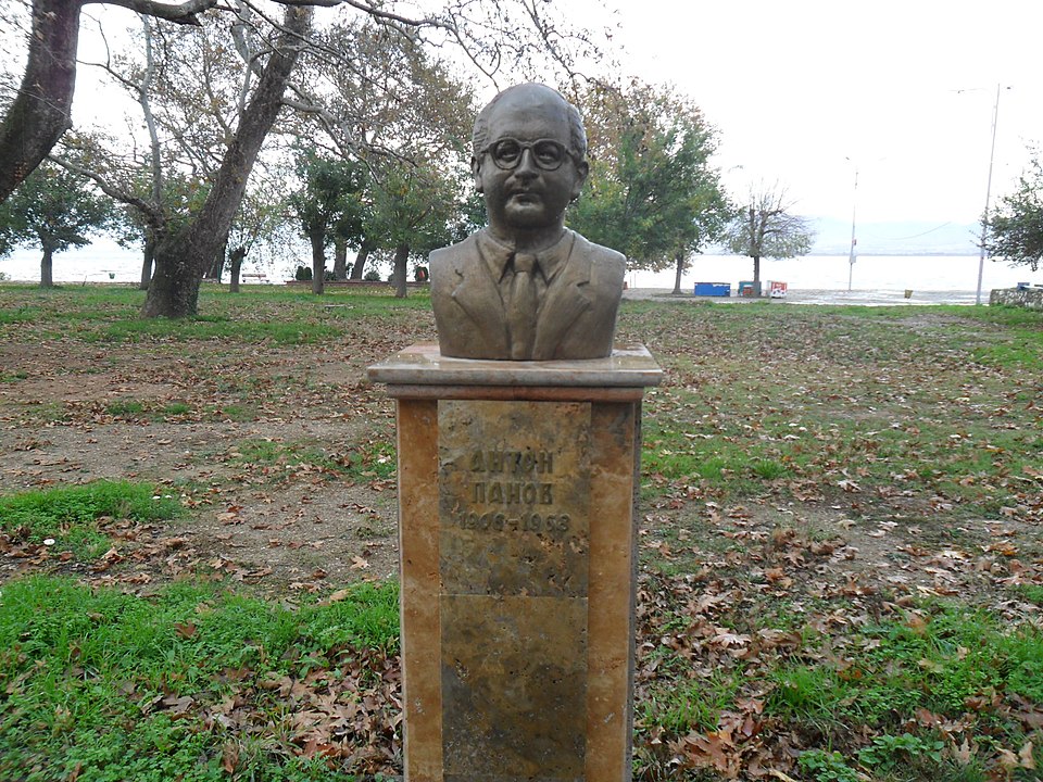 Anton Panov