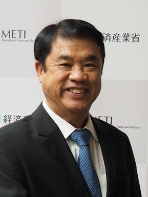 Apinya Wechayachai