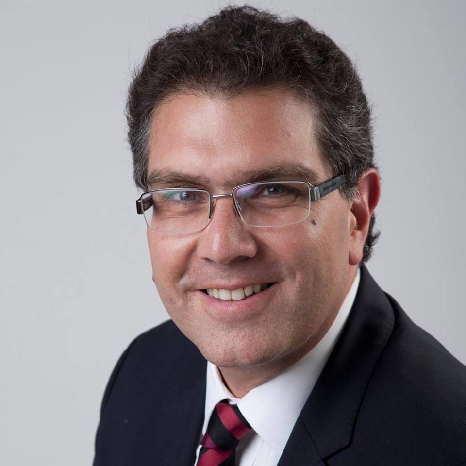 Armando Ríos Piter