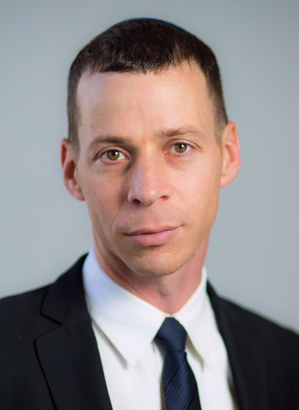 Arnon Segal