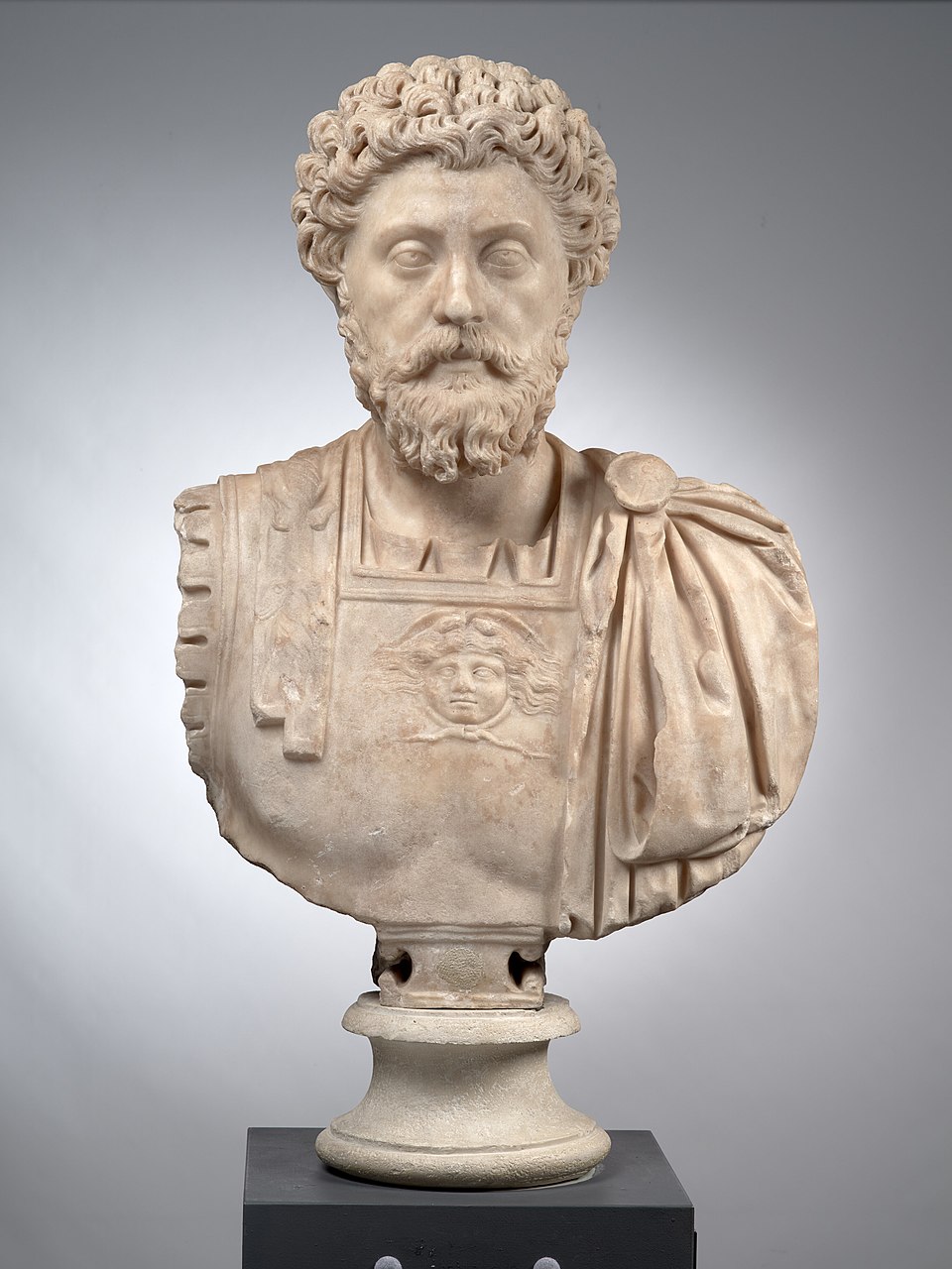 Aurelius Lie