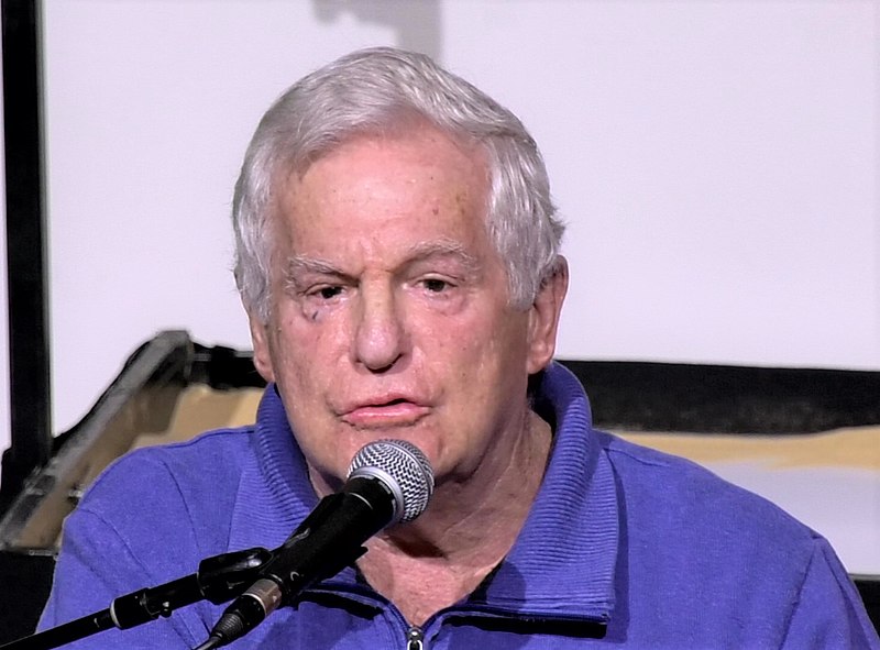 Avi Amiram