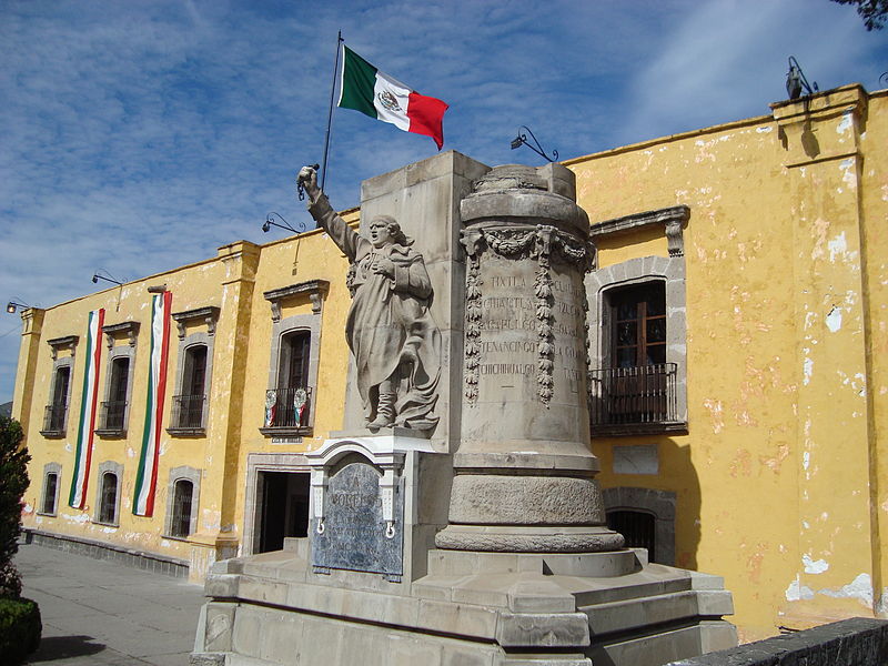 Azucena Cisneros Coss