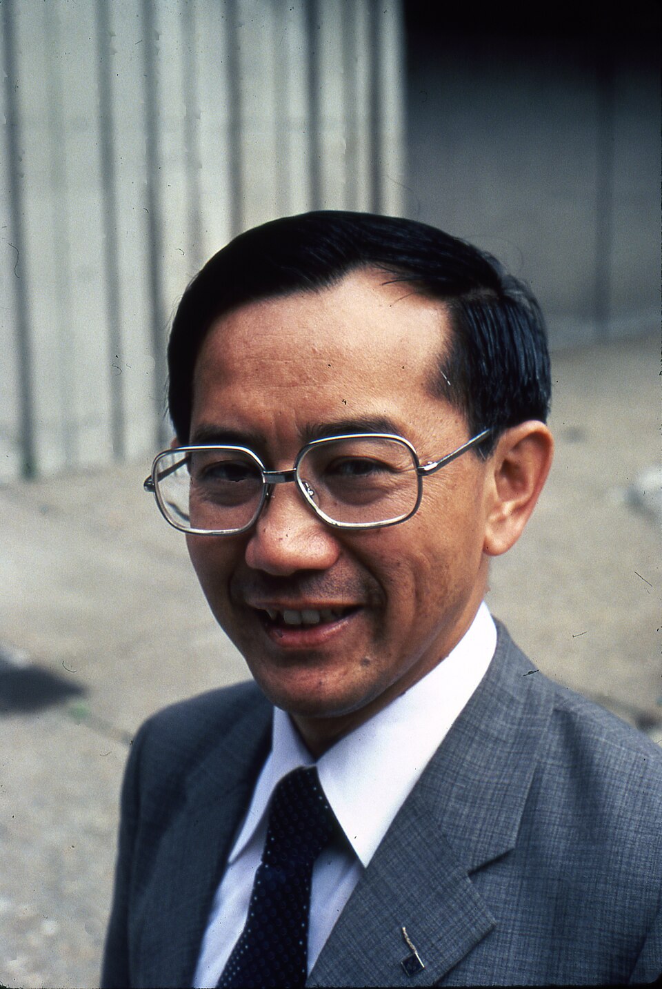 Bambang Hidayat
