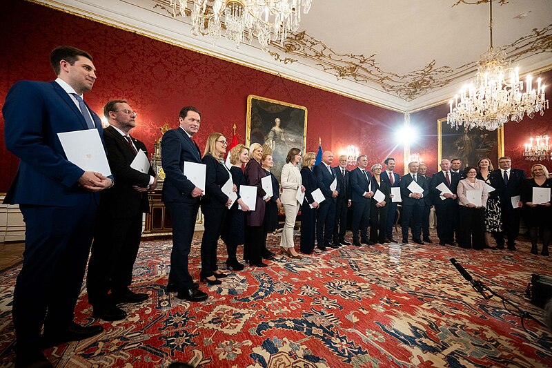 Barbara Eibinger-Miedl