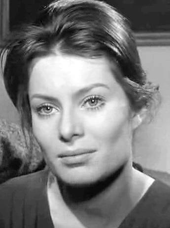 Belinda Lyons-Lee