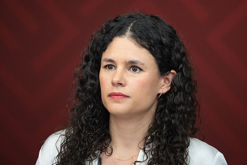 Bertha María Alcalde Luján