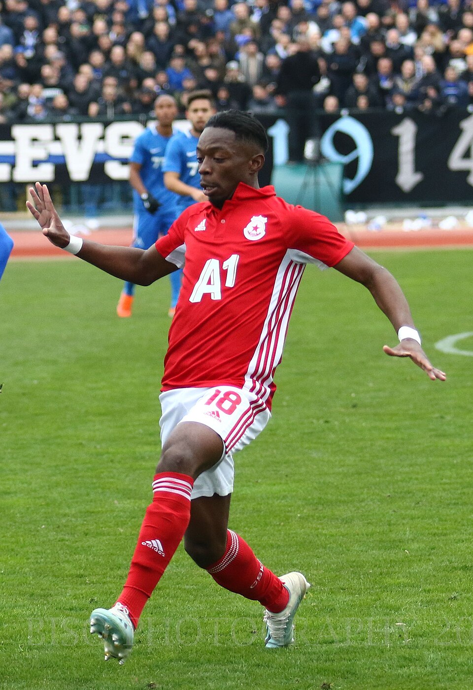 Bradley Mazikou