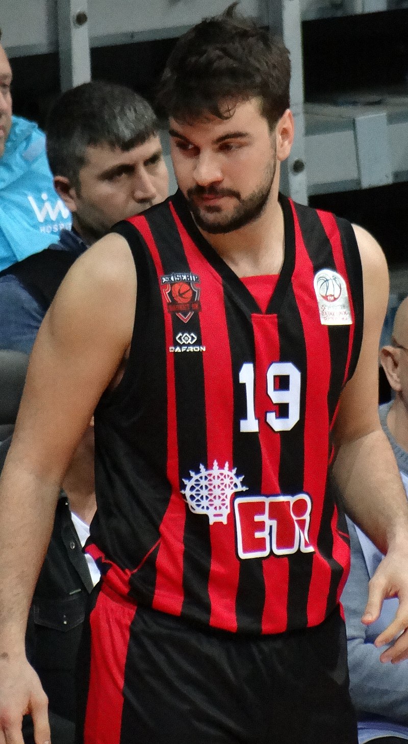 Buğrahan Tuncer