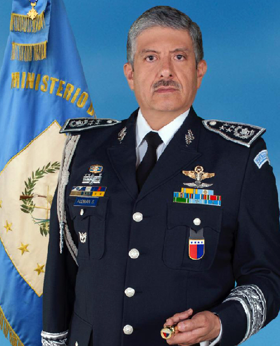 Carlos Alemán