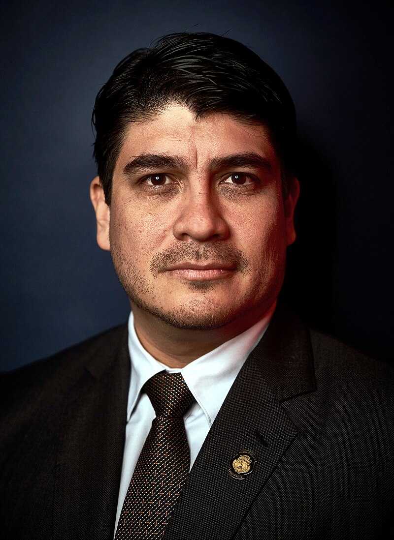 Carlos Alvarado