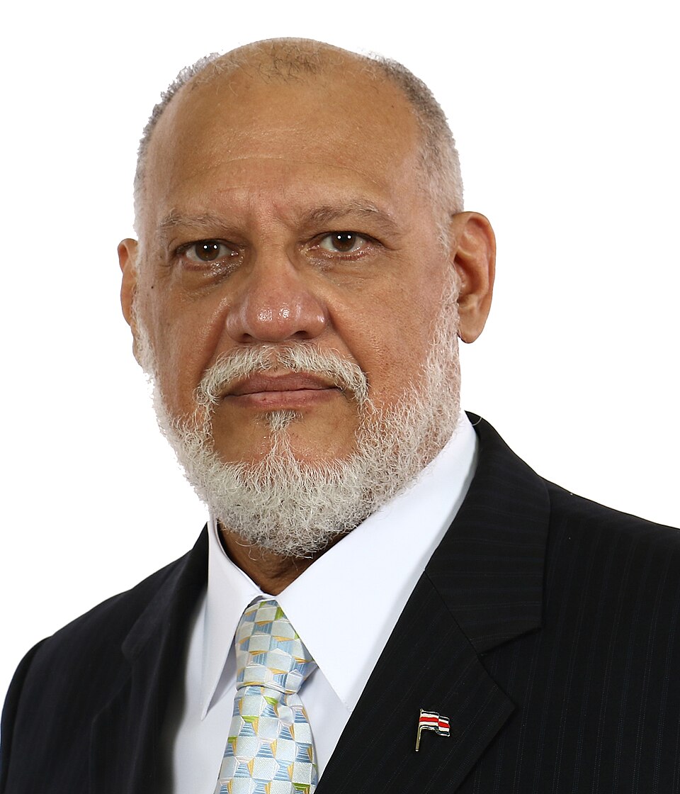 Carlos Avendaño Calvo