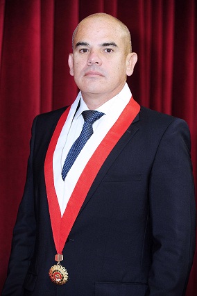 Carlos Mesía