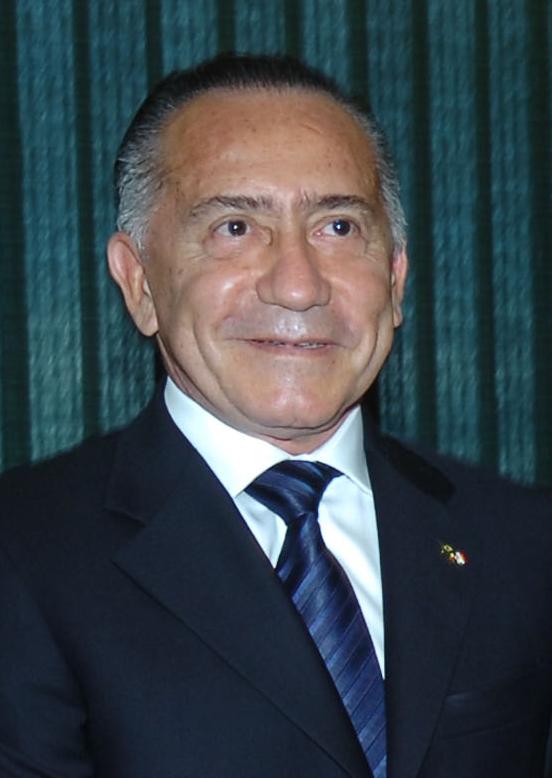 César Antequera