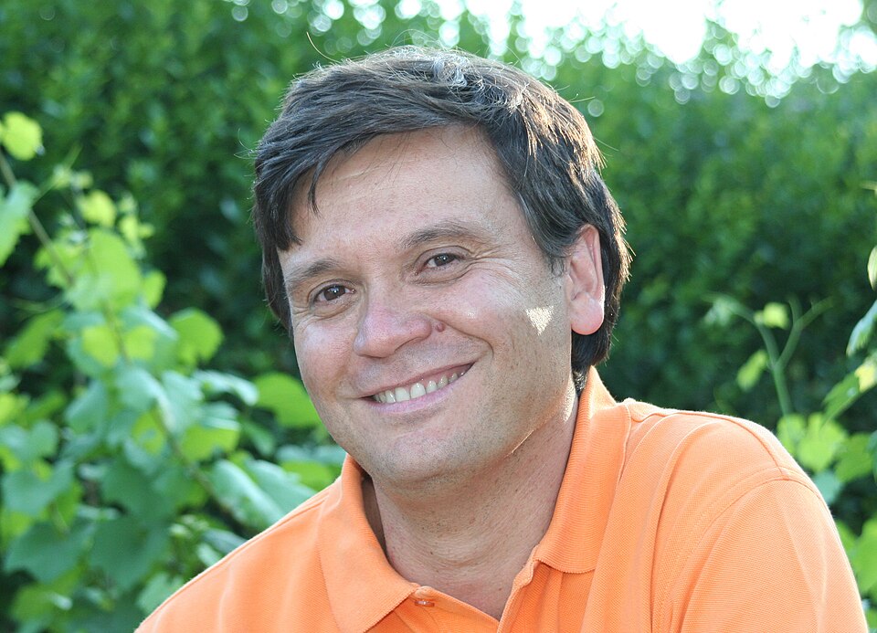 César Gustavo Fernández