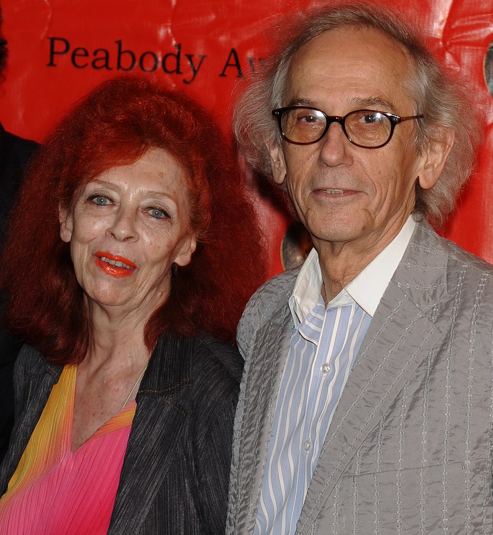Christo Gift