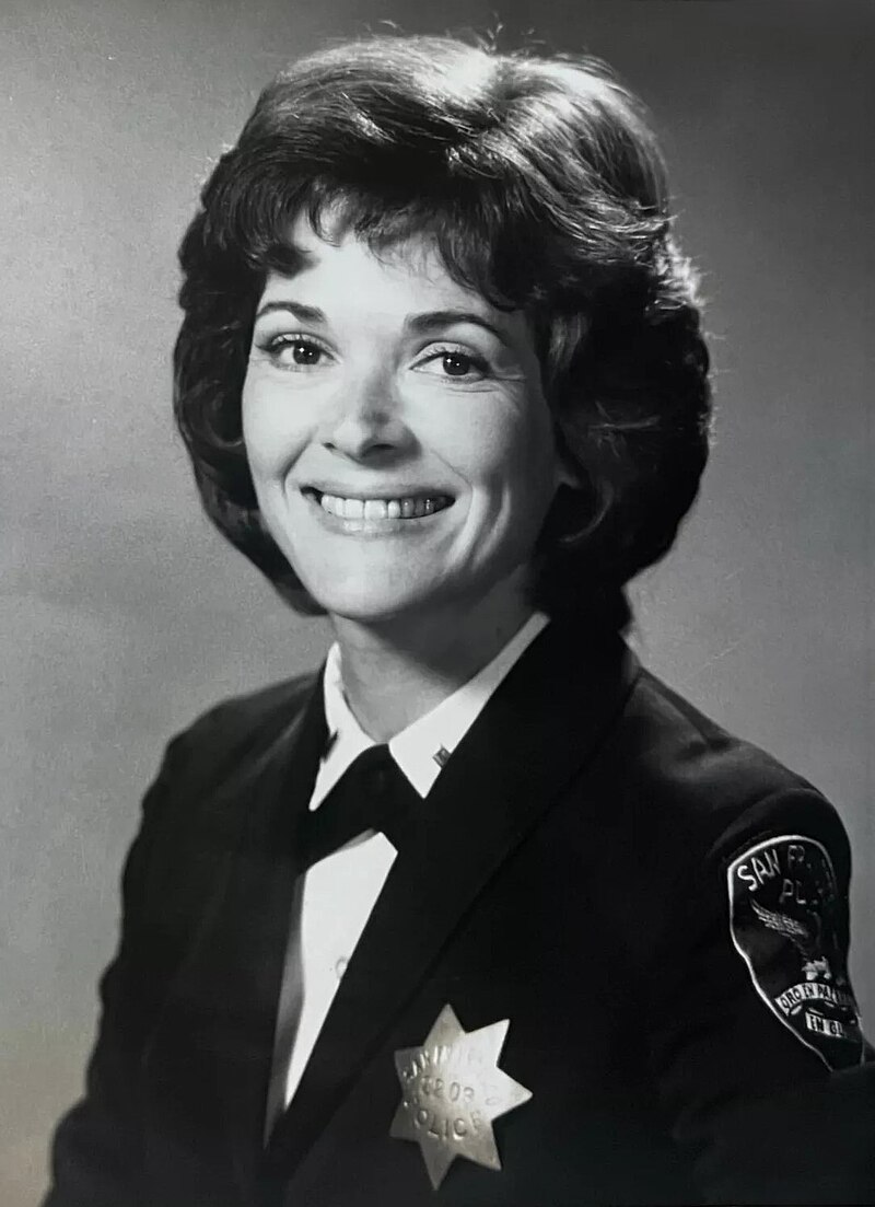 Connie Lo