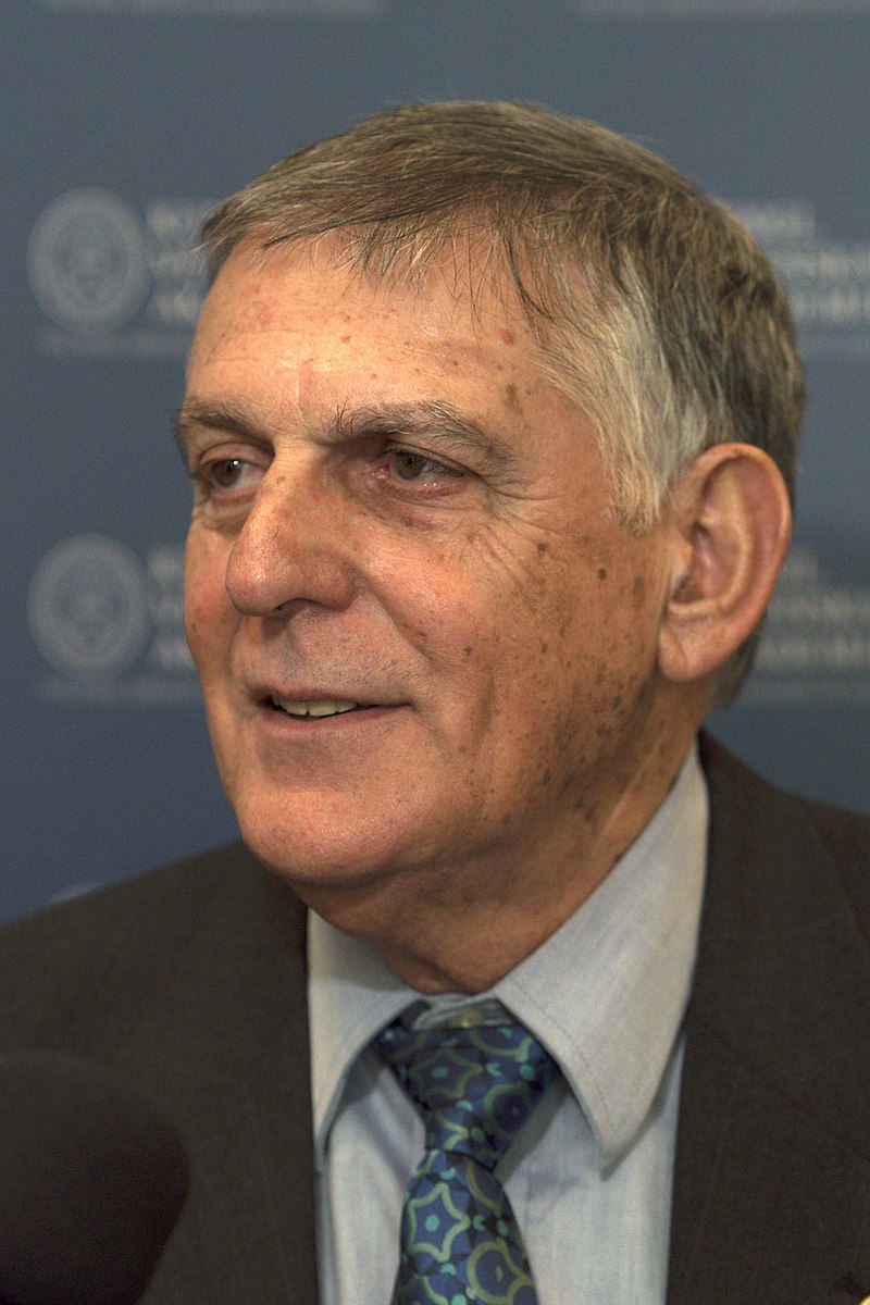 Dan Schechtman