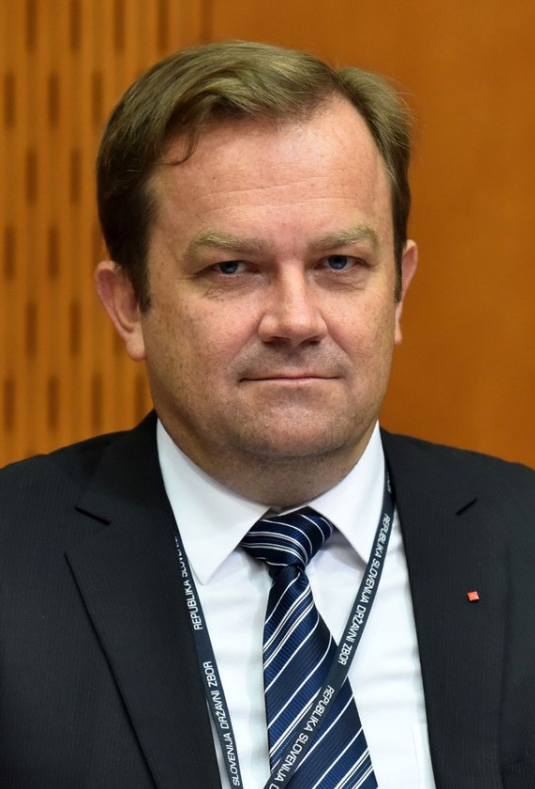 Dejan Prešiček