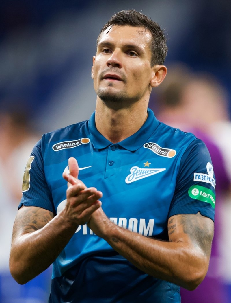 Dejan V.