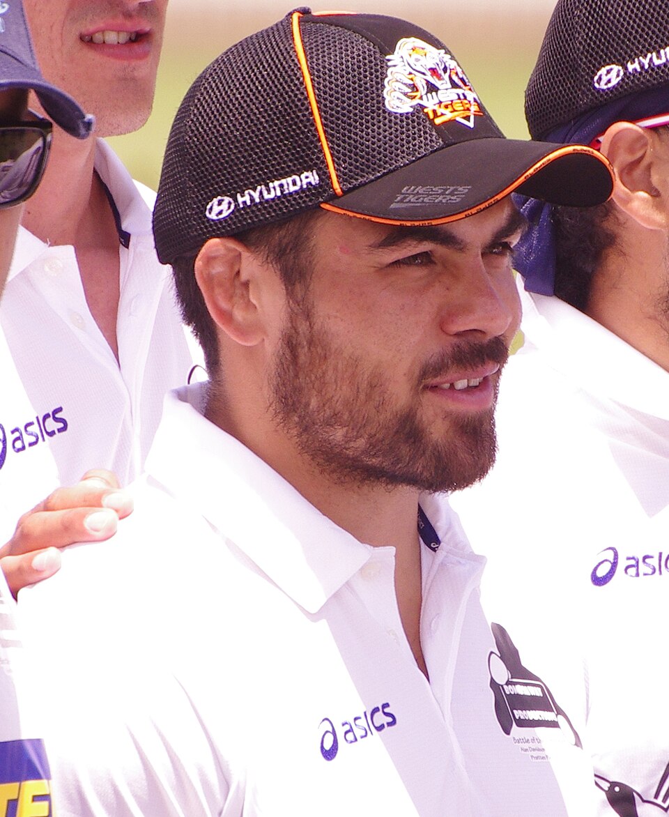 Dene Halatau