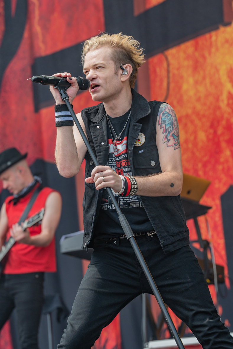 Deryck Richardson