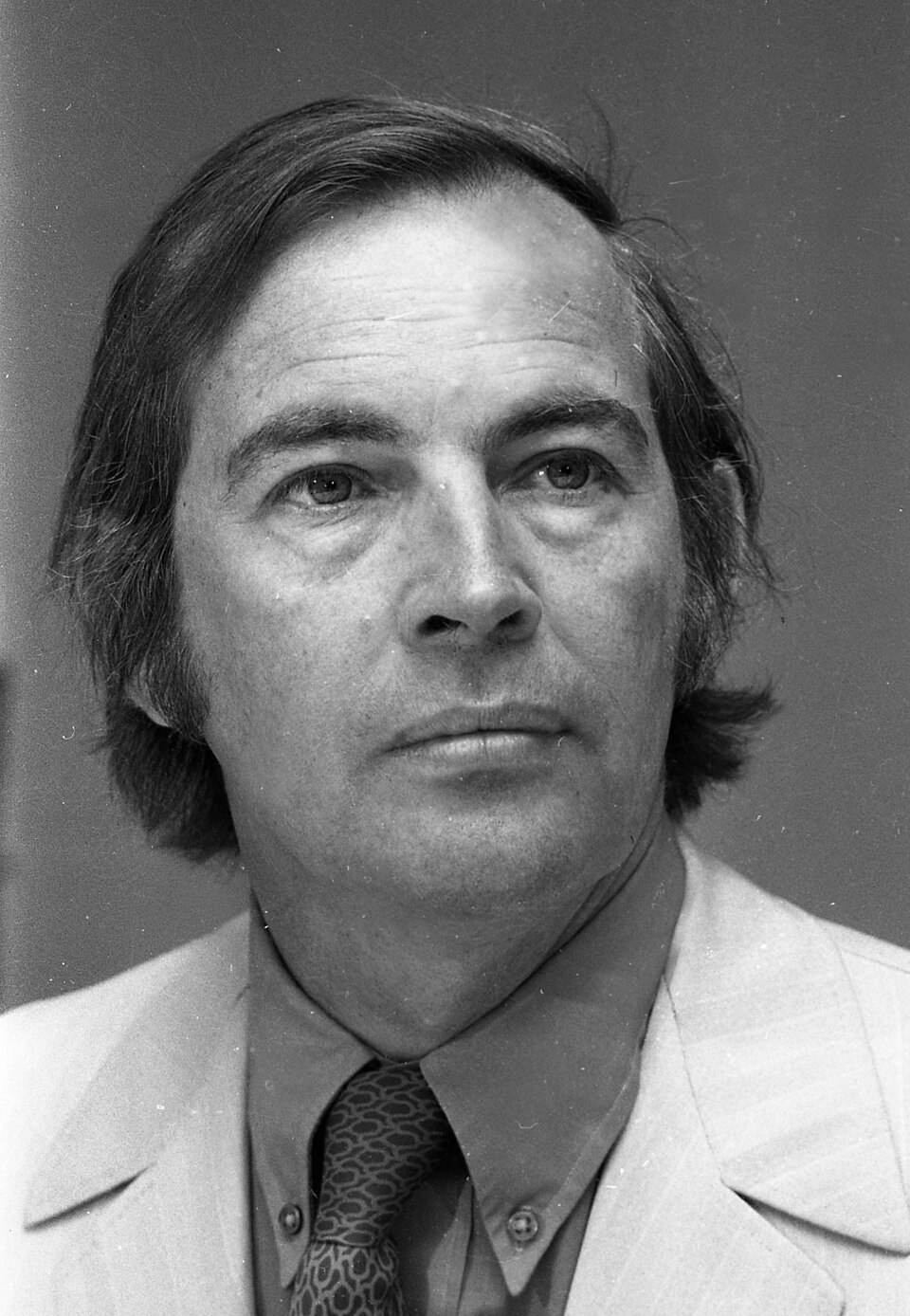 Desmond Barnard
