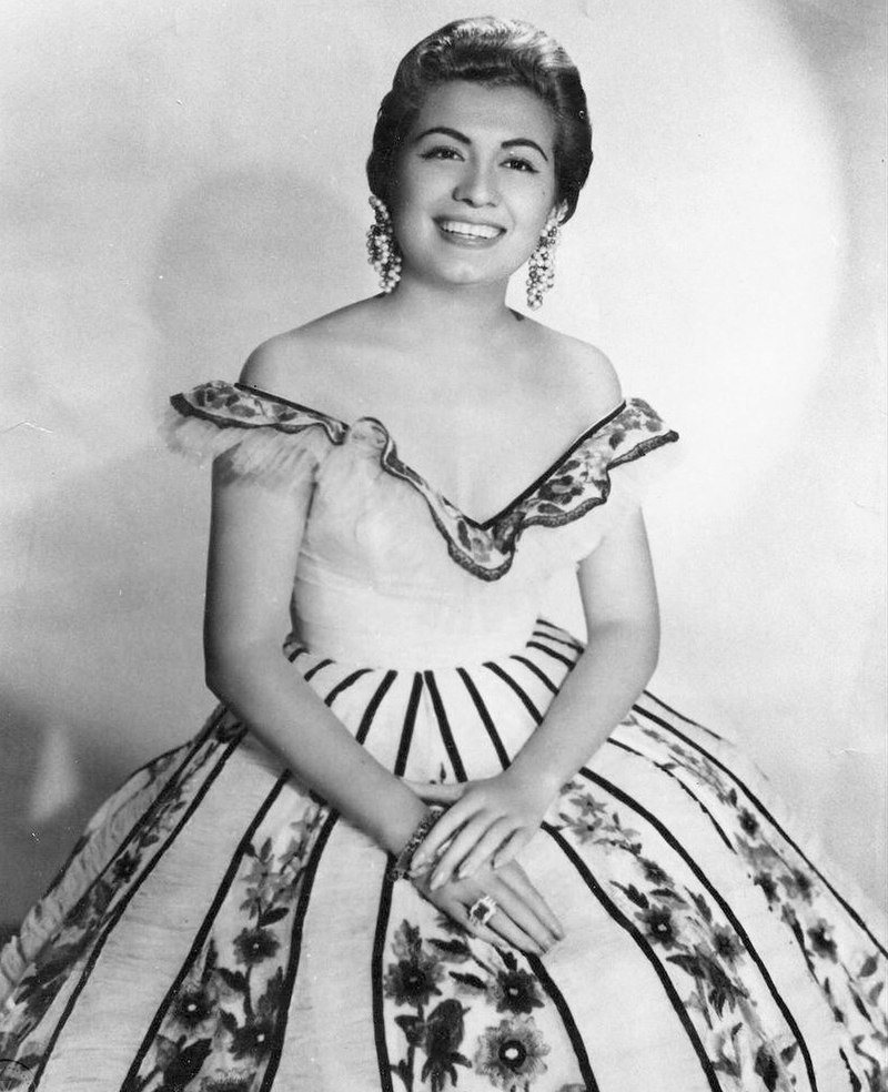 Doña Lola