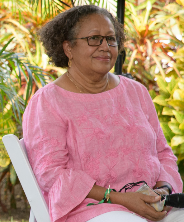 Dr Carla Barnett