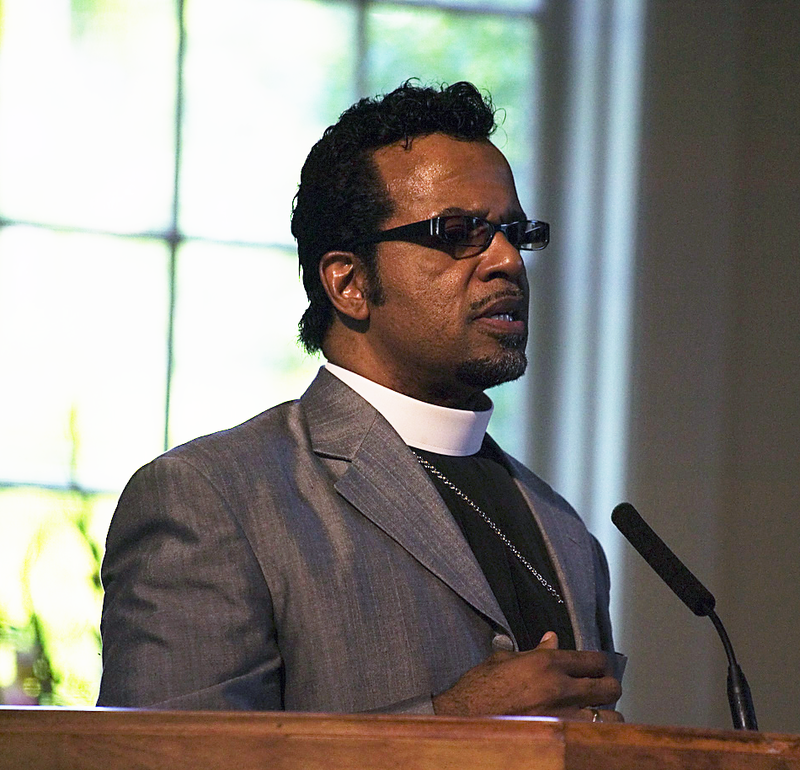 Dr. Carlton Davis