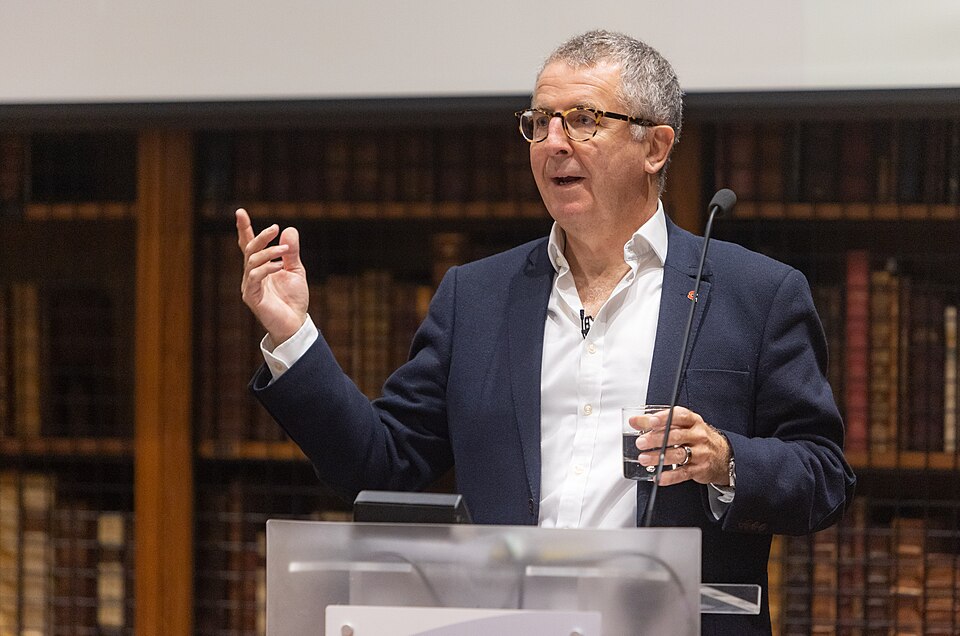 Dr David Roblin