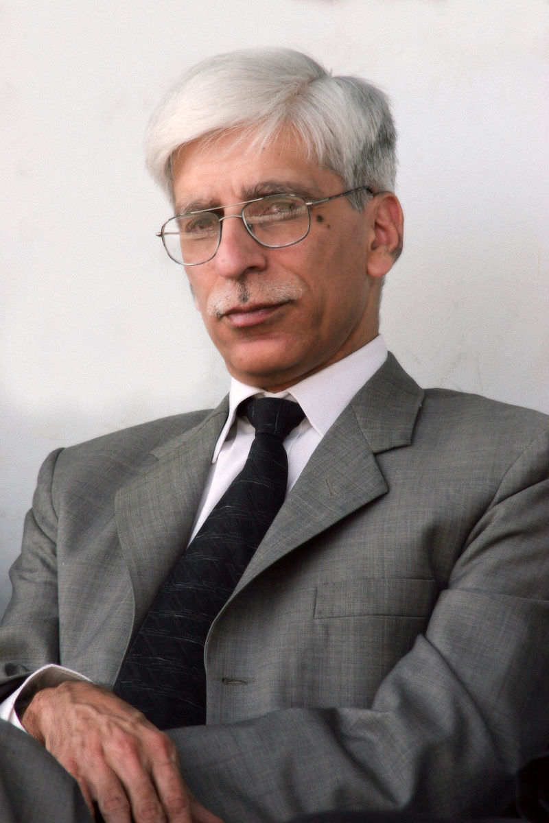 Dr Faisal Masood