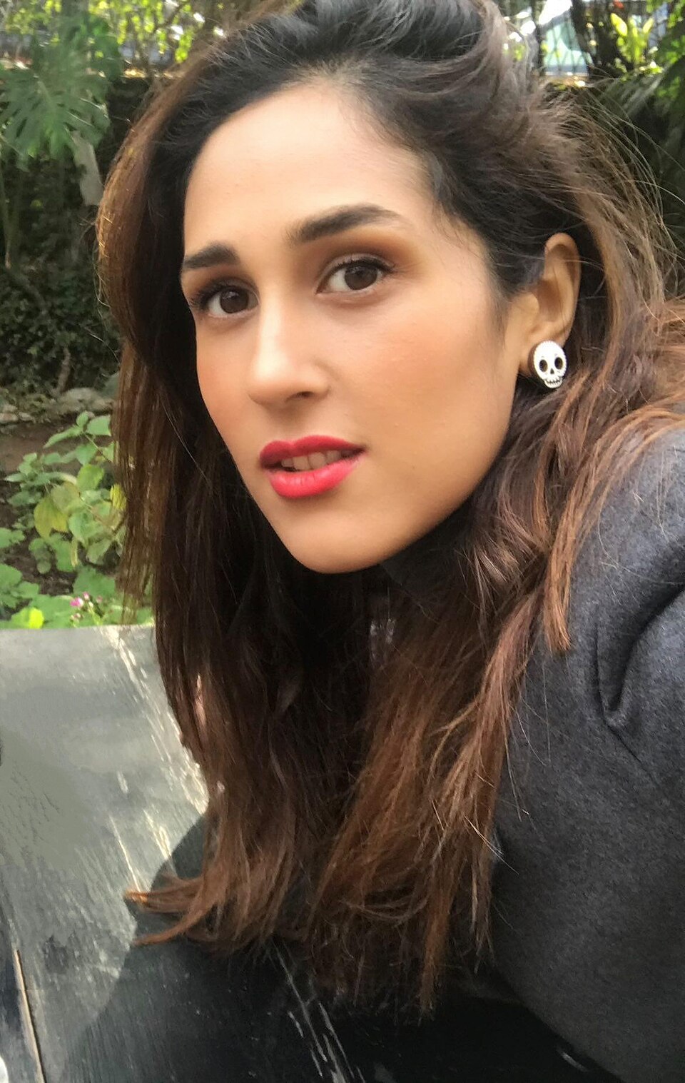 Dr. Samiya