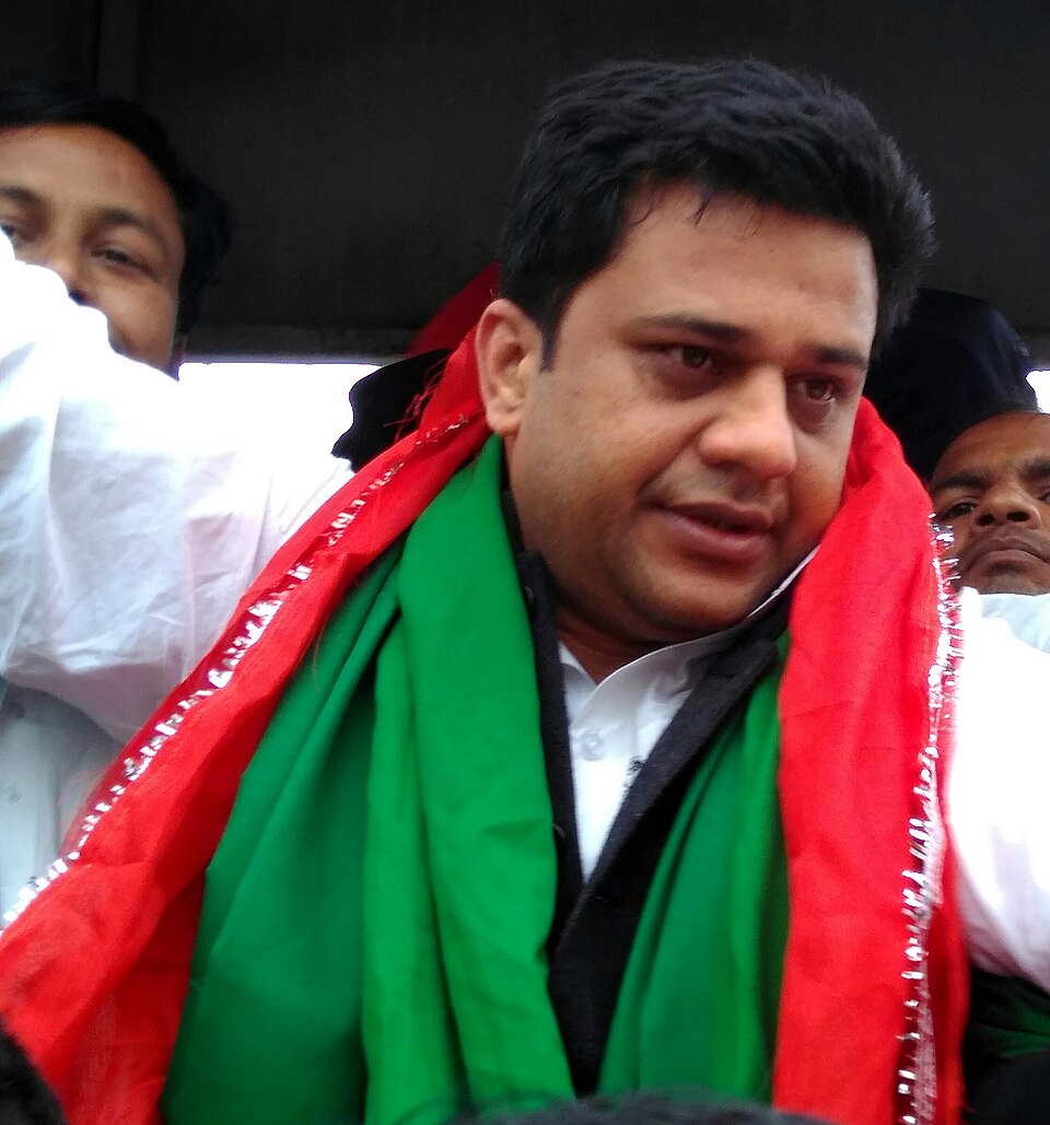 Dr Waqar Ahmad
