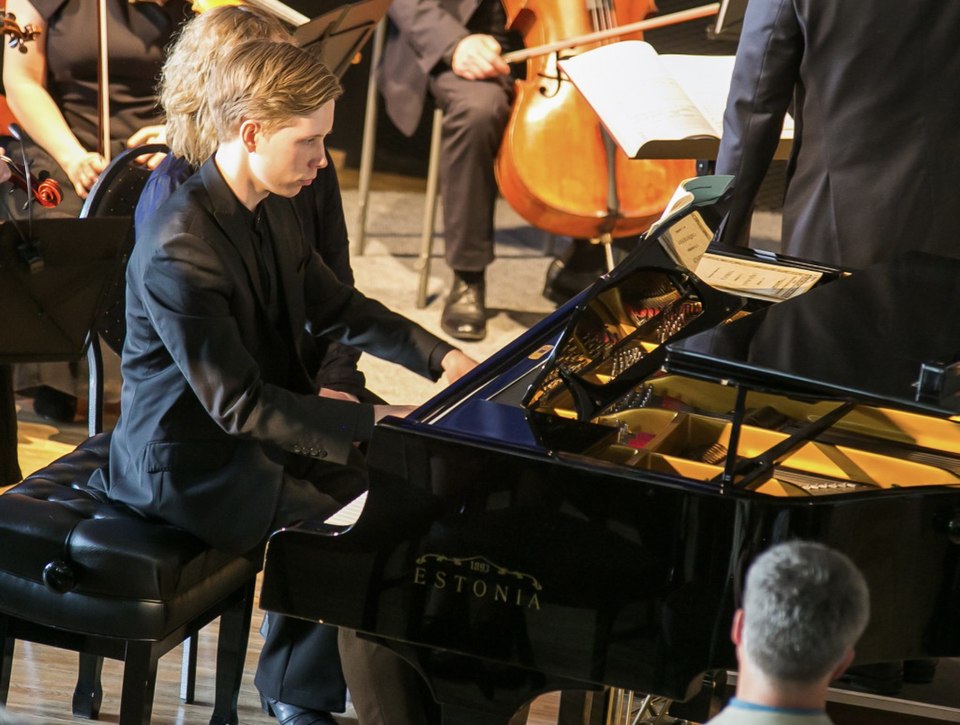 Edgars Mākens