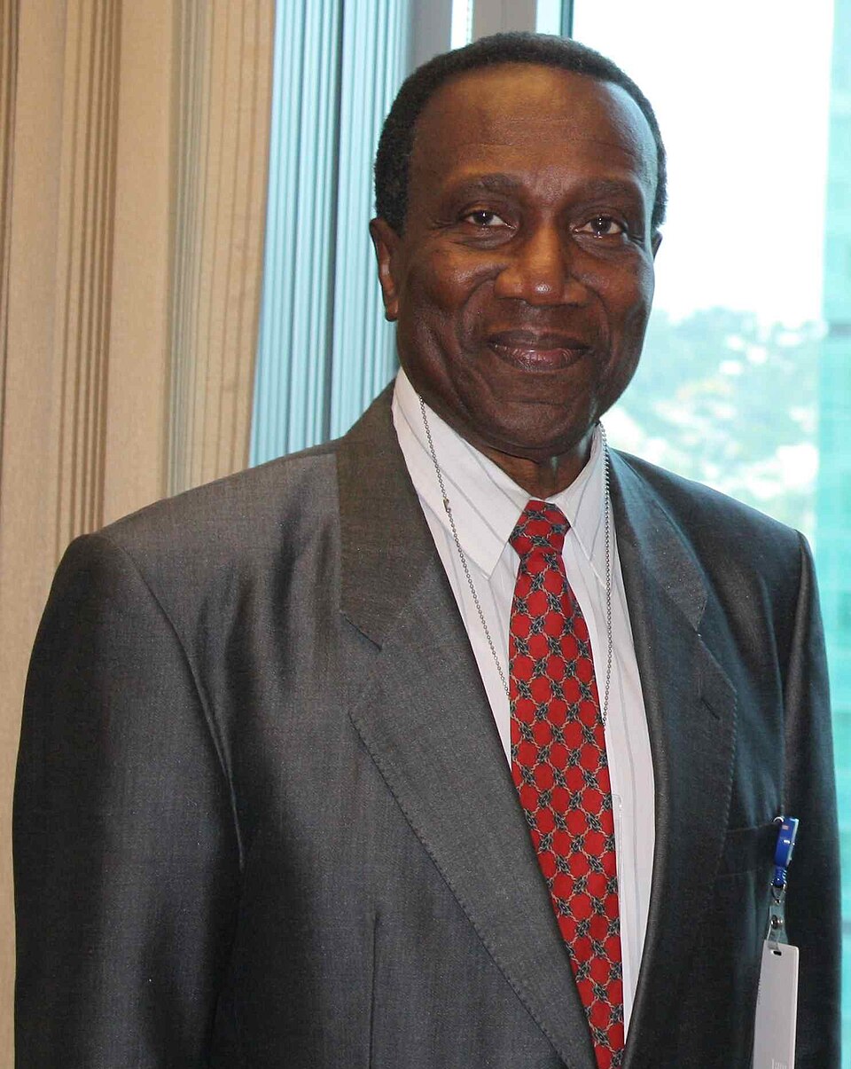 Edwin Carrington