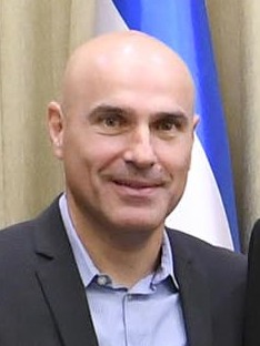 Efi Nave