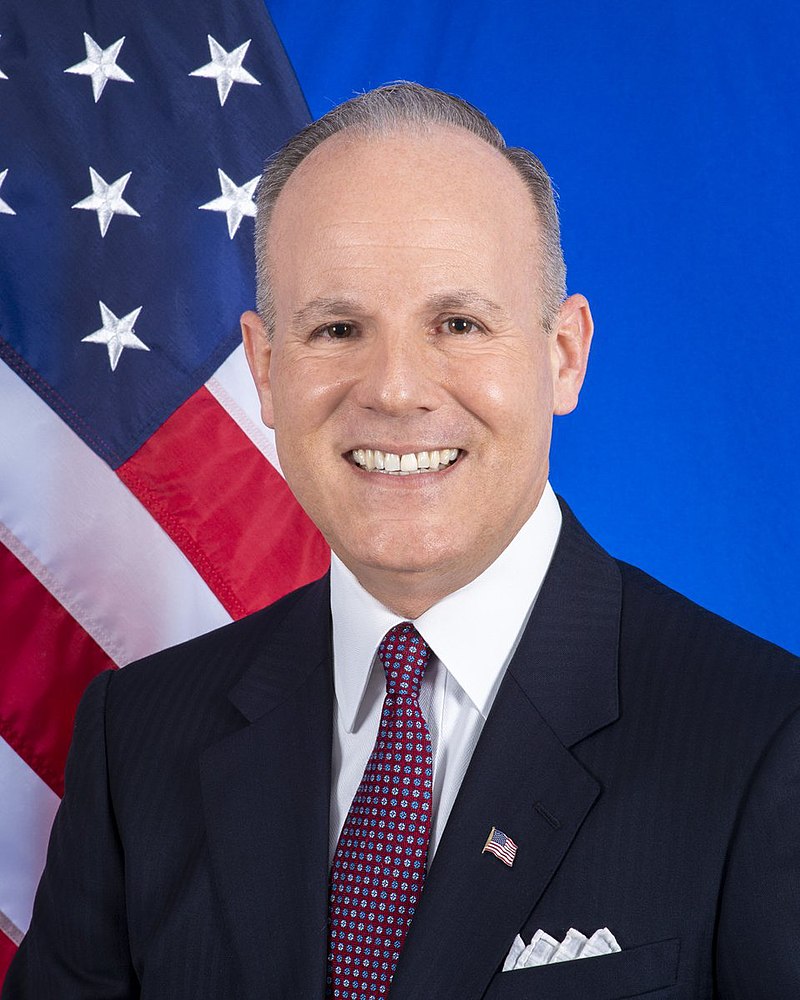 Elan Carr